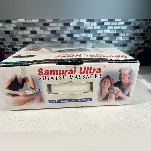 HOMEDICS samurai ultra shiatsu massager - Picture 3 of 13